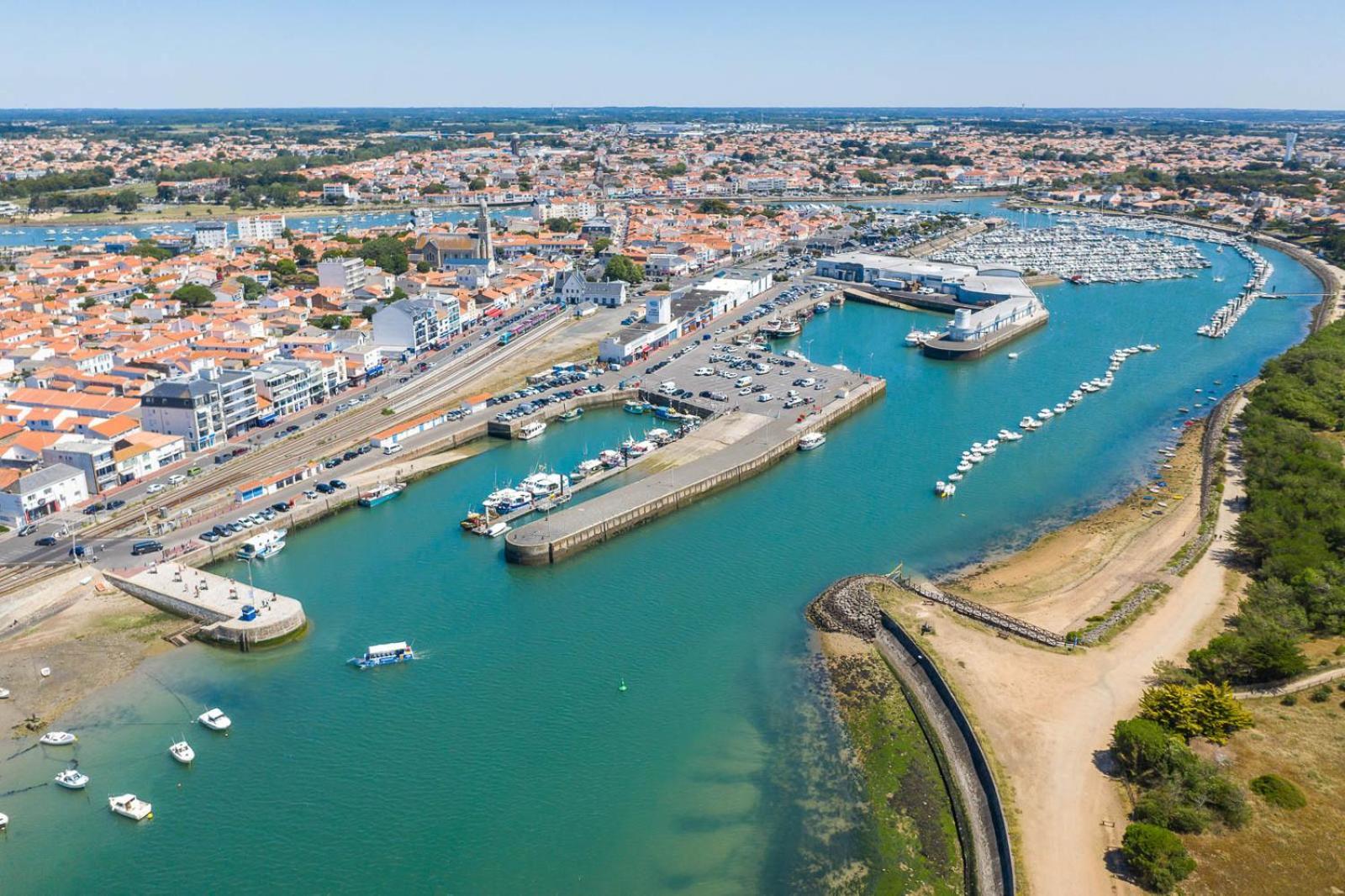 Le Bateau Ivre 50 M De La Plage Saint-Gilles-Croix-de-Vie Exterior foto